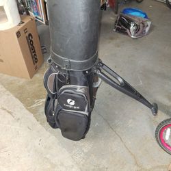 Cargo Golf Travel Self Contained Holf Bag On The Wheels