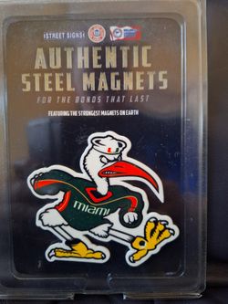 Heavy Duty Super Miami Hurricanes Ibis Magnet