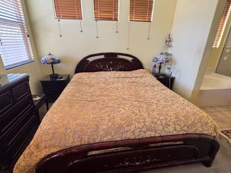 Bedroom set