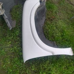 1997 Chevy S10 Passenger Fenders