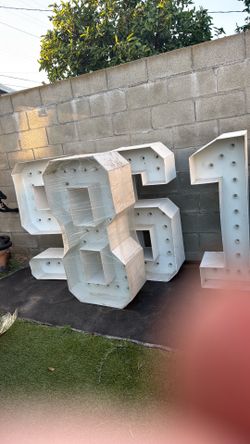Marque Numbers