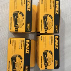 Dewalt Batteries Xr 20 V  8 Ah 