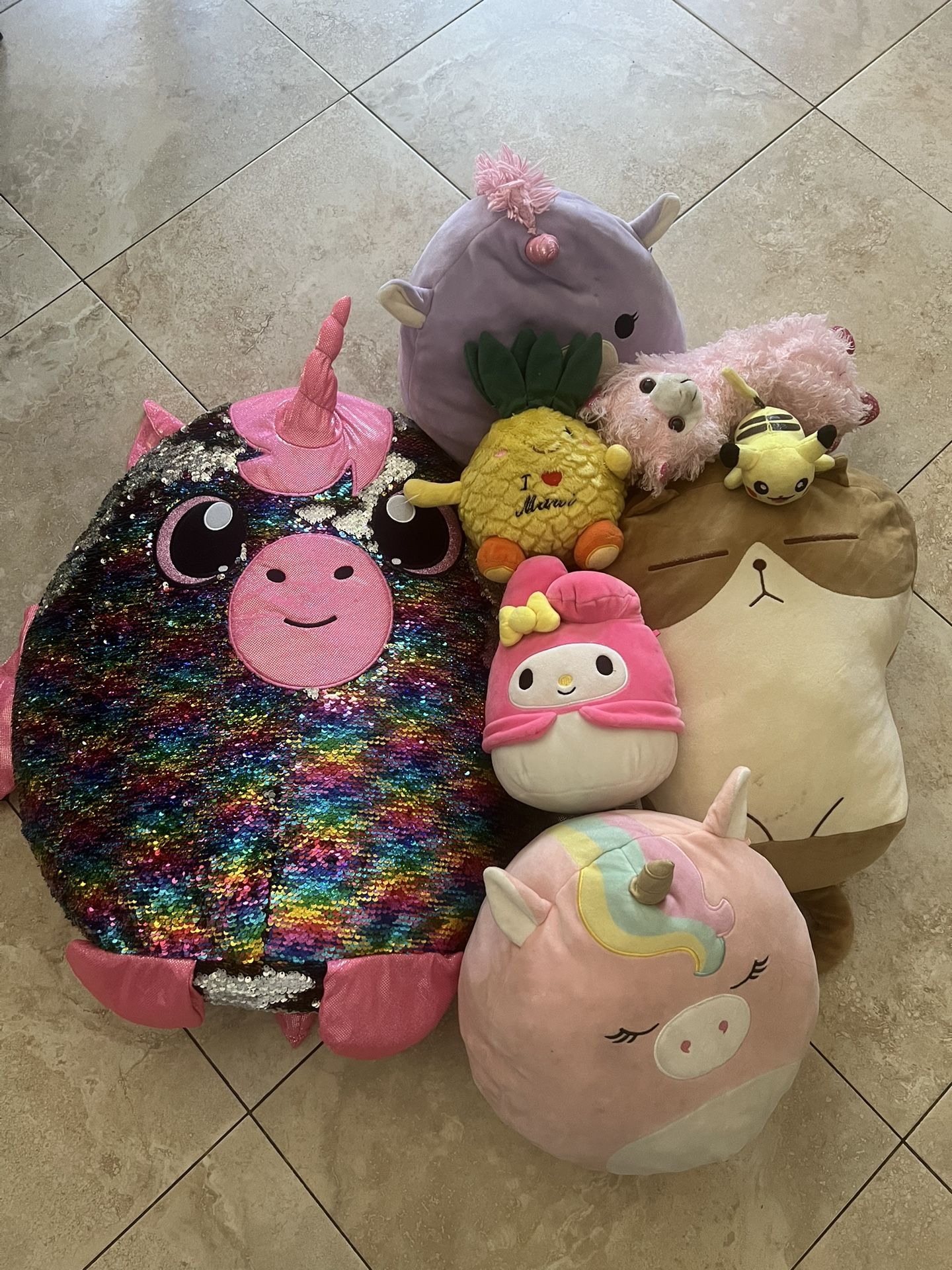 Lots Of Squish Mellows And Other Stuffed Animal