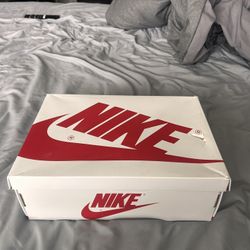 Jordan 1s heritage size 7.5