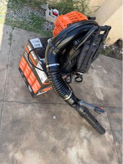 Shop ECHO 200 MPH 700 CFM 59.7 cc Gas Low Exhaust Emission Engine Backpack Leaf Blower with Tube-Mounted Throttle