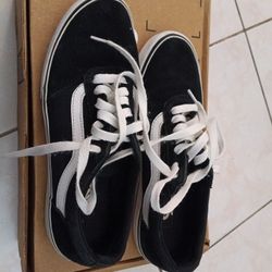 Vans 7.5 W