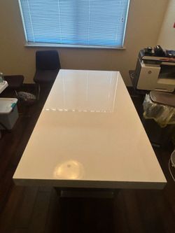 Modern White High-Gloss Lacquer Dining Table with Chrome Legs