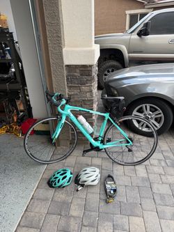 Bianchi Intenso Carbon Road Bike
