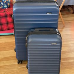 2-Piece Luggage Set