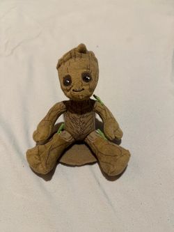 Shoulder buddy- Groot