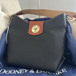 Dooney&Bourke Bag 