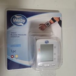 Brand new Wrist Blood Pressure Monitor (batteries included)/ Tensiometro (monitor de tension arterial) de muñeca nuevo (incluye baterias)