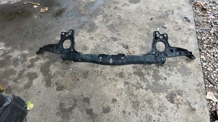 2011-2017 PORSCHE CAYENNE FRONT RADIATOR SUPPORT FACTORY OEM
