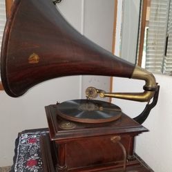 Victrola 