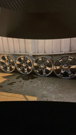 Set of 4 Chrome Toyota 4 Runner Wheels