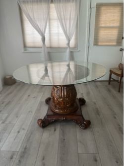 Kitchen table