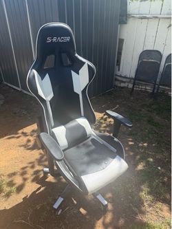 S-Racer gaming chair