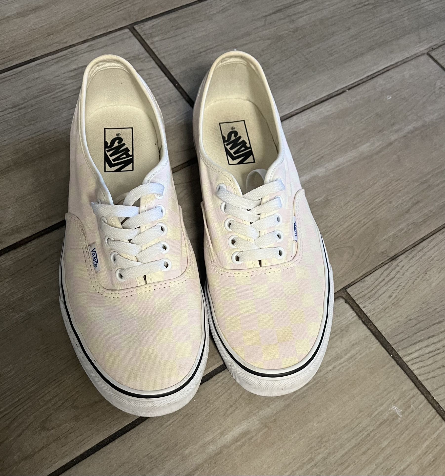 Vans “Authentic” Pink white Checkered