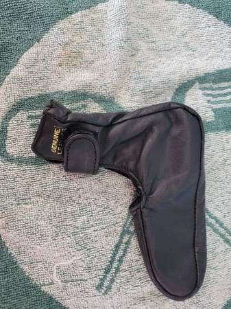 Leather putter cover