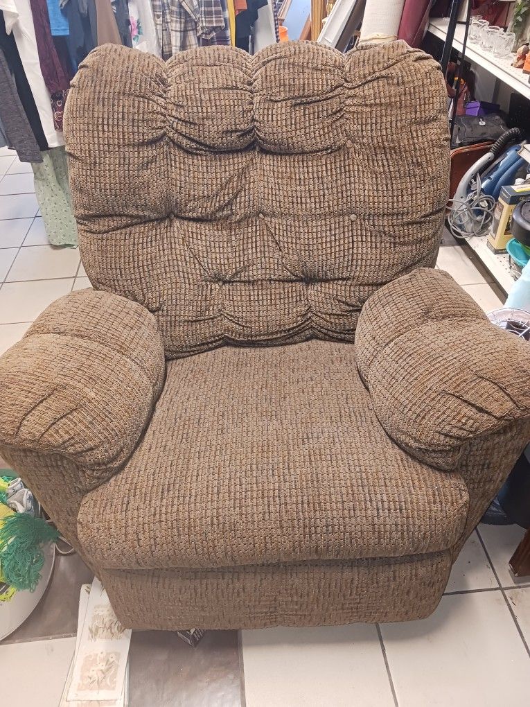 Recliner for Sale in San Antonio, TX OfferUp