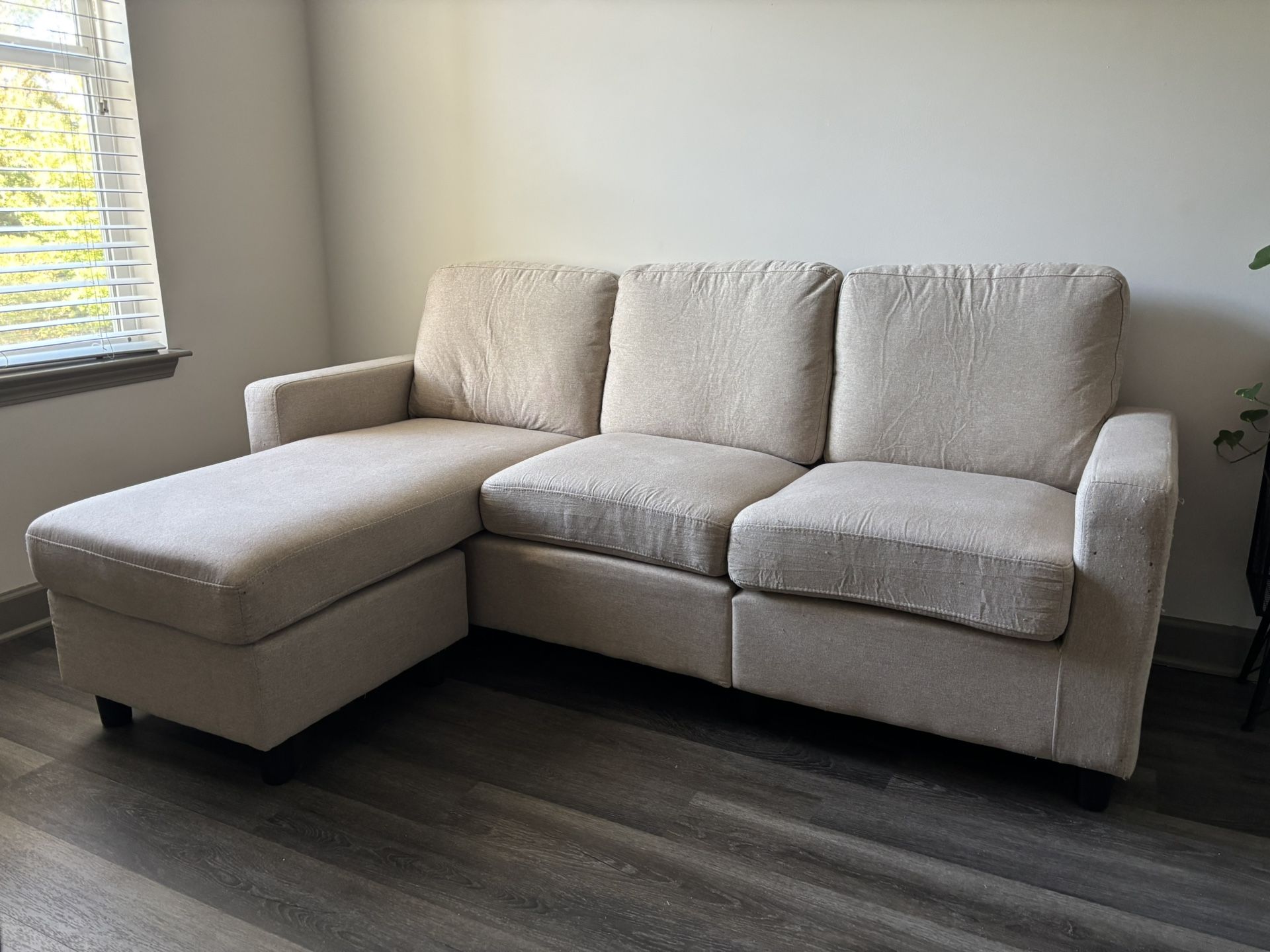 Sectional With Chaise Or Ottoman 