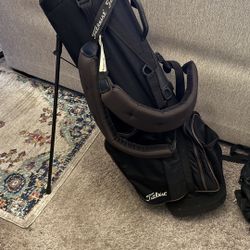 Titliest Golf Bag