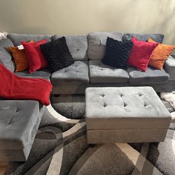 Sectional sofa with ottoman