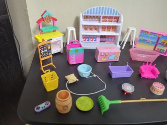 Lot of 26 playsets and accessories for Barbie and Hello Kitty and more