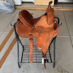 Saddle Cleaning 