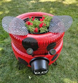 LADYBUG TIRE GARDEN DECOR
