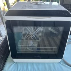 Countertop Dish Wash her 