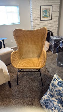 Rattan club chair