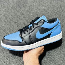 Jordan 1 Low 'Black University Blue' 2023 (Sz 7M/8.5W)