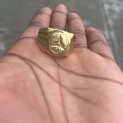 Gold Mercedes Ring