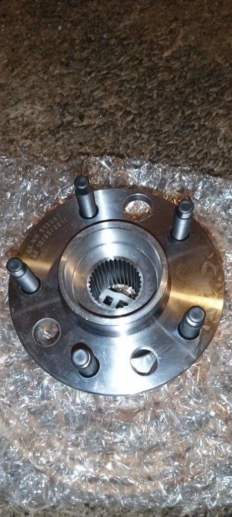 Front Hubs Abs 5 Bolt New