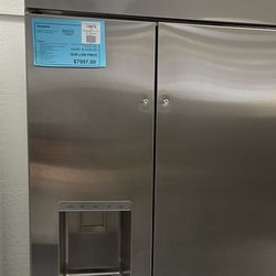 Refrigerator 