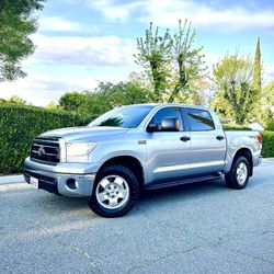 2010 TOYOTA TUNDRA 4WD