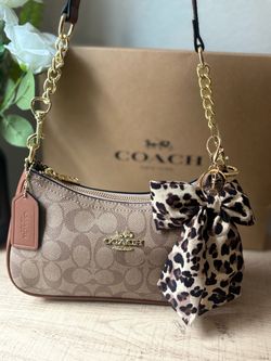 Coach Signature Canvas Shoulder Bag