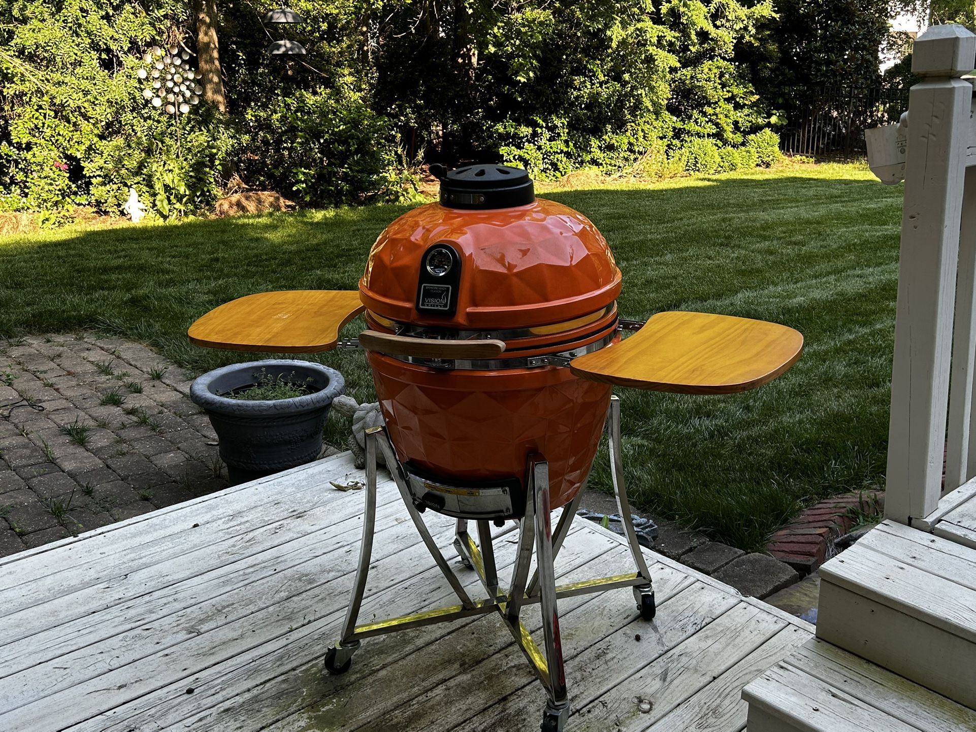 Visions Ceramic Smoker Grill 