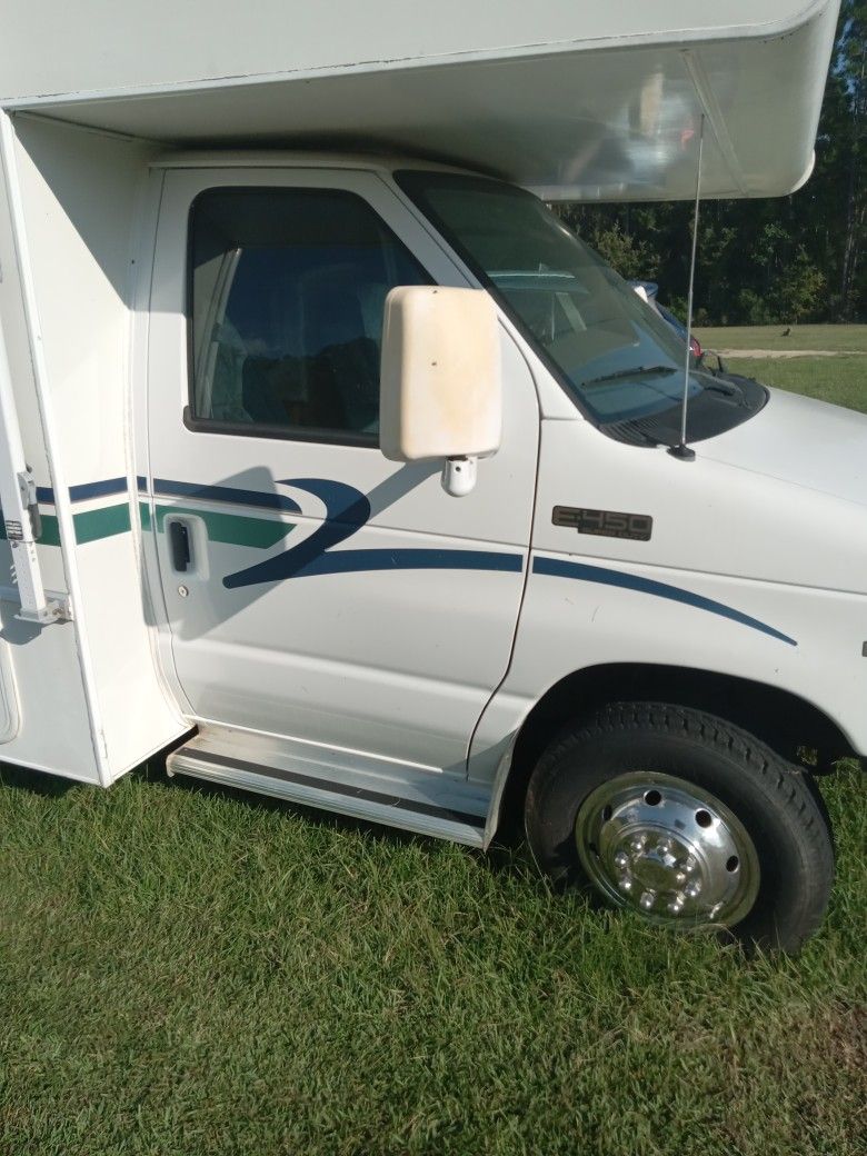 Camper