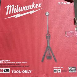 Milwaukee M18 Tower Light