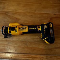 DeWalt Cordless Cut-Out Tool 