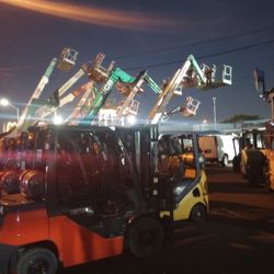 FORKLIFT TOYOTA OPEN TODAY 