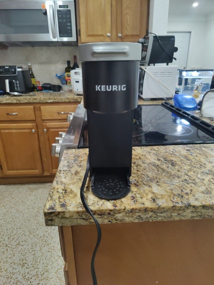 Keurig Coffee Maker / Cafetera Keurig
