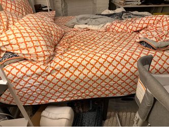 Queen size mattress free