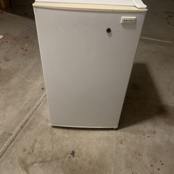 Mini Fridge