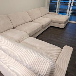 New 5 Piece Off White Corduroy Modular Sectional Couch! Includes Free Delivery 🚚! 