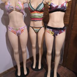 New Women's 2piece Bikini Set 👙 10.00 Each 