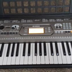 Yamaha Keyboard  EZ-250i