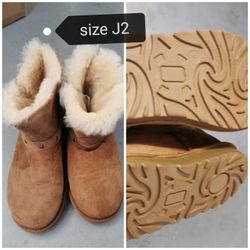 costco ugg sheep skin boots girls, J2, youth2